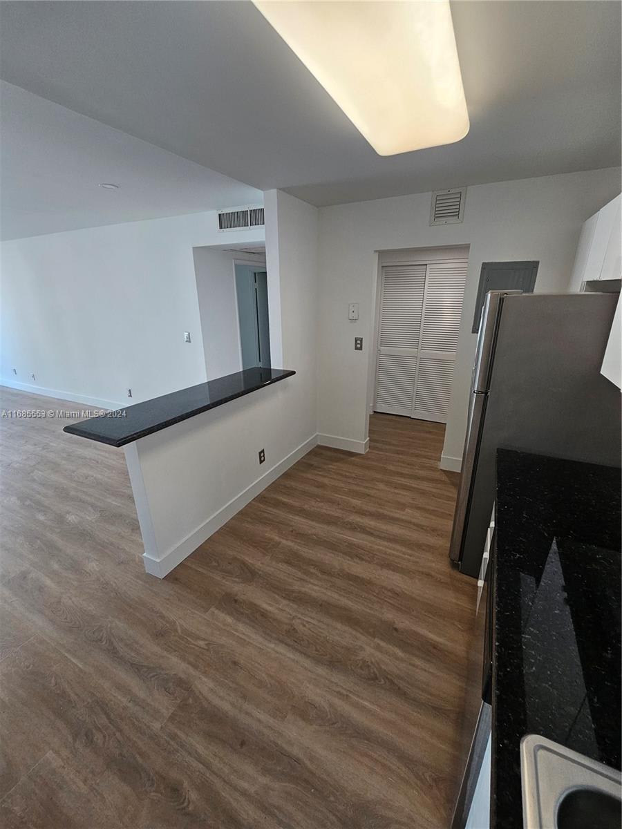 19380 Collins Ave – photo 5