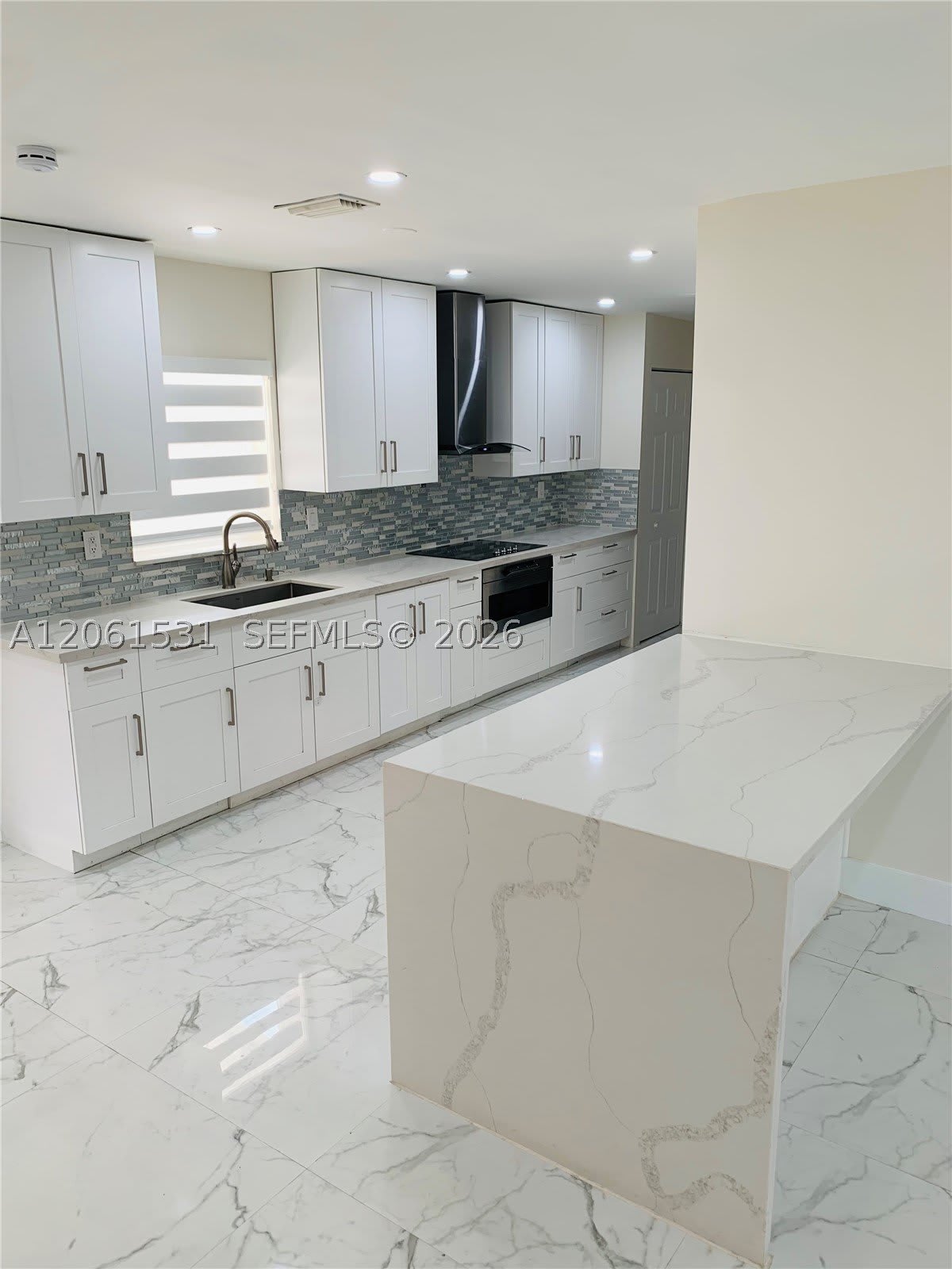 17010 NW 53rd Ave – photo 4