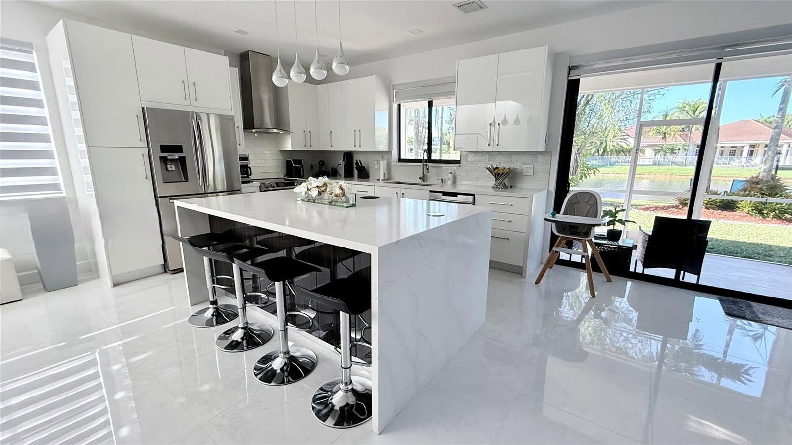 1392 Canary Island Drive – photo 4
