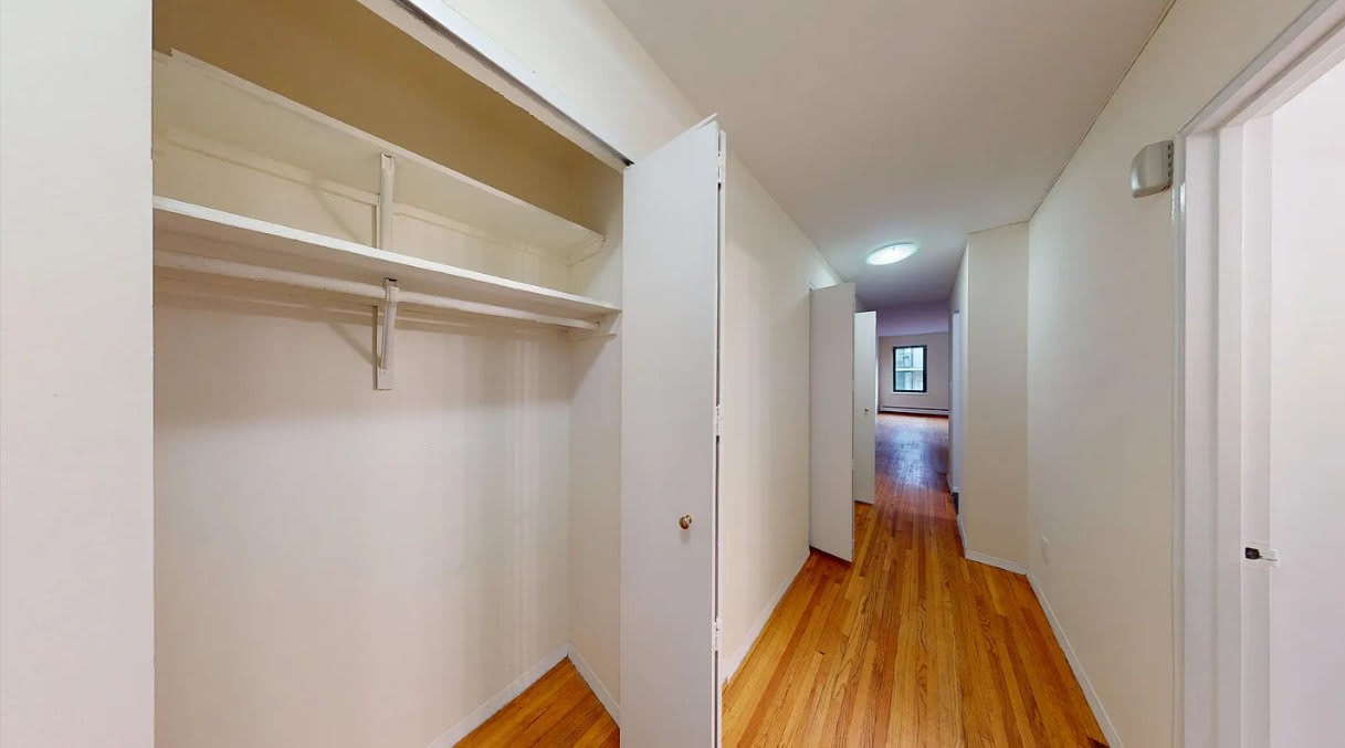 369 W 52nd St – photo 5