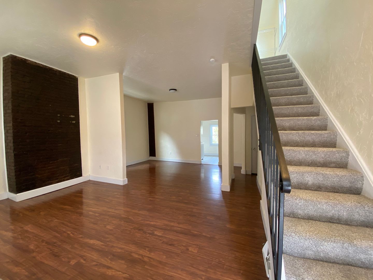 Beautiful 4BR 2 full bath house now showing! – photo 2