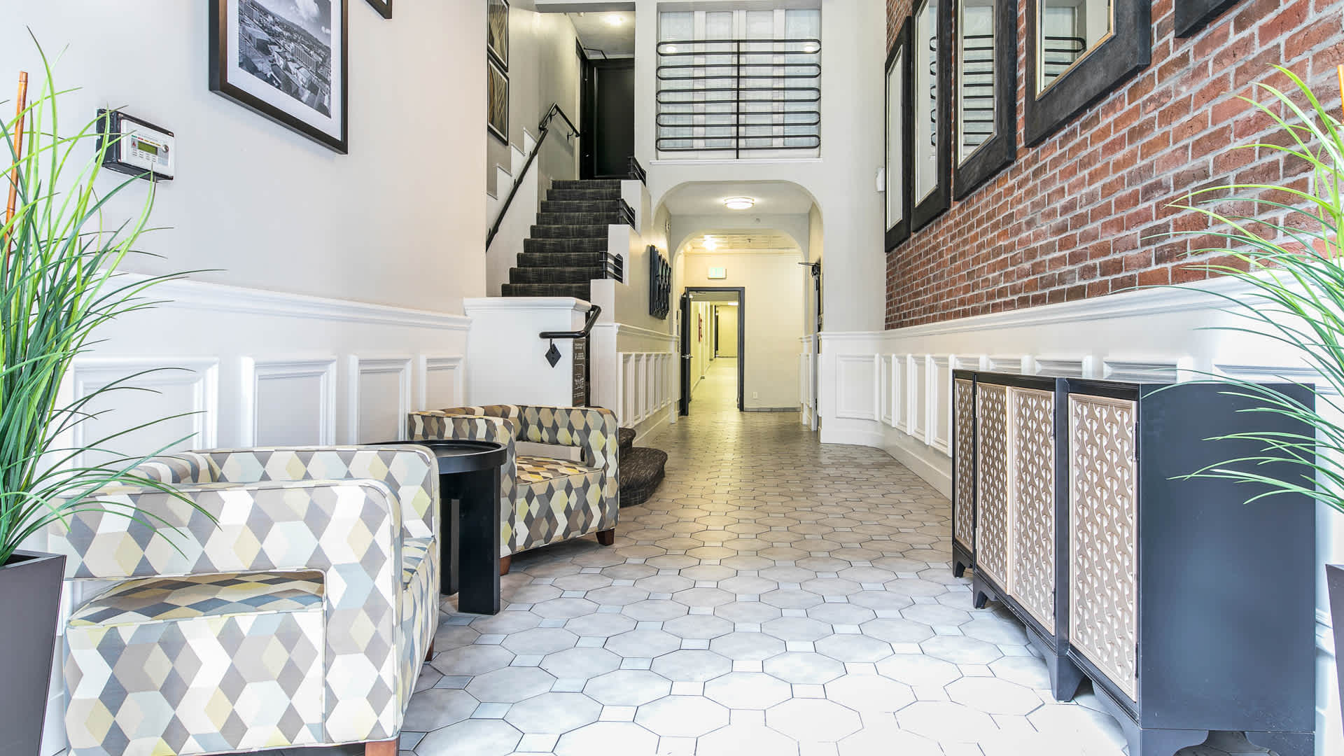 Vintage at 425 Broadway – photo 2