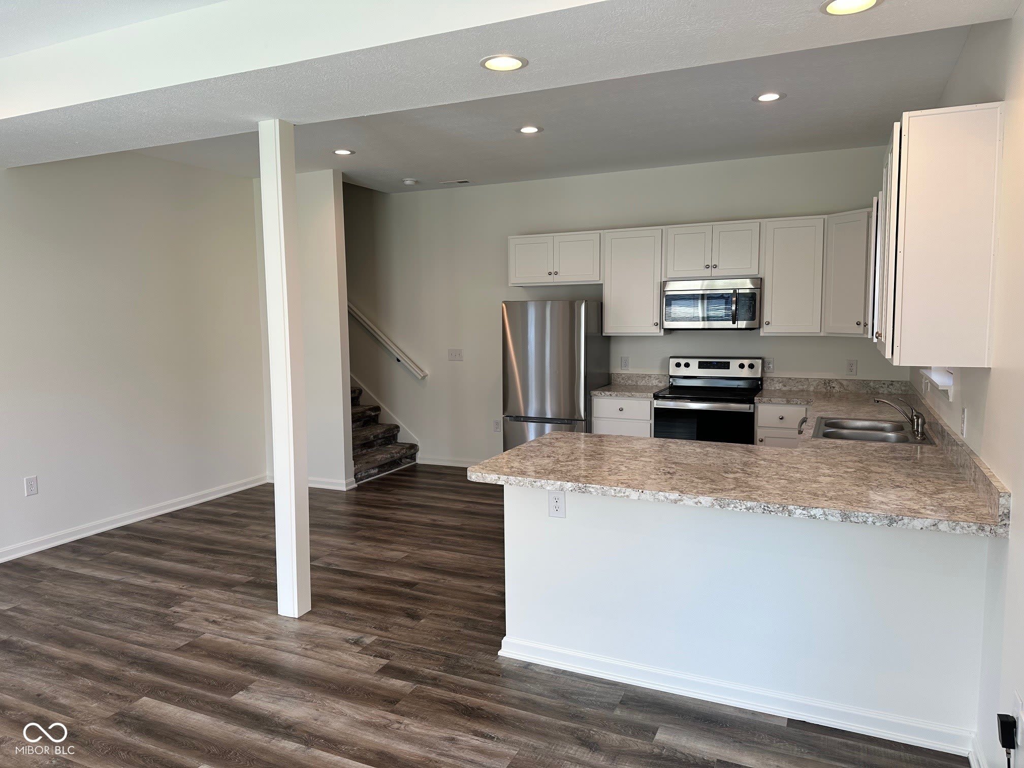 103 S Nebraska Street – photo 4