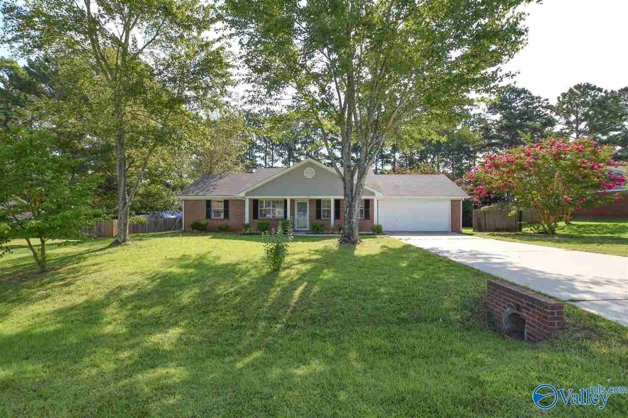 109 Covecrest Drive – photo 1