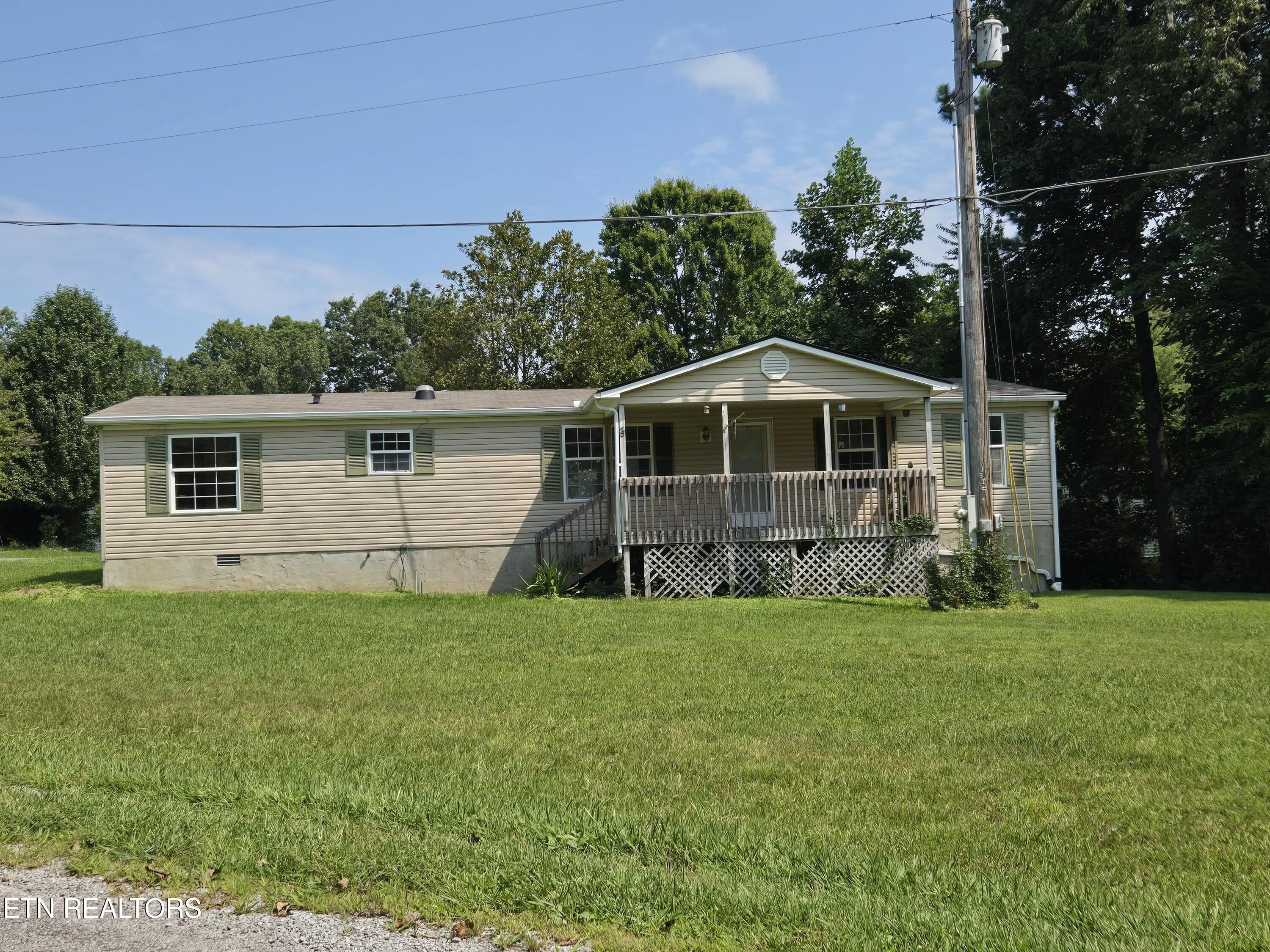 258 Dartmoor Drive – photo 5