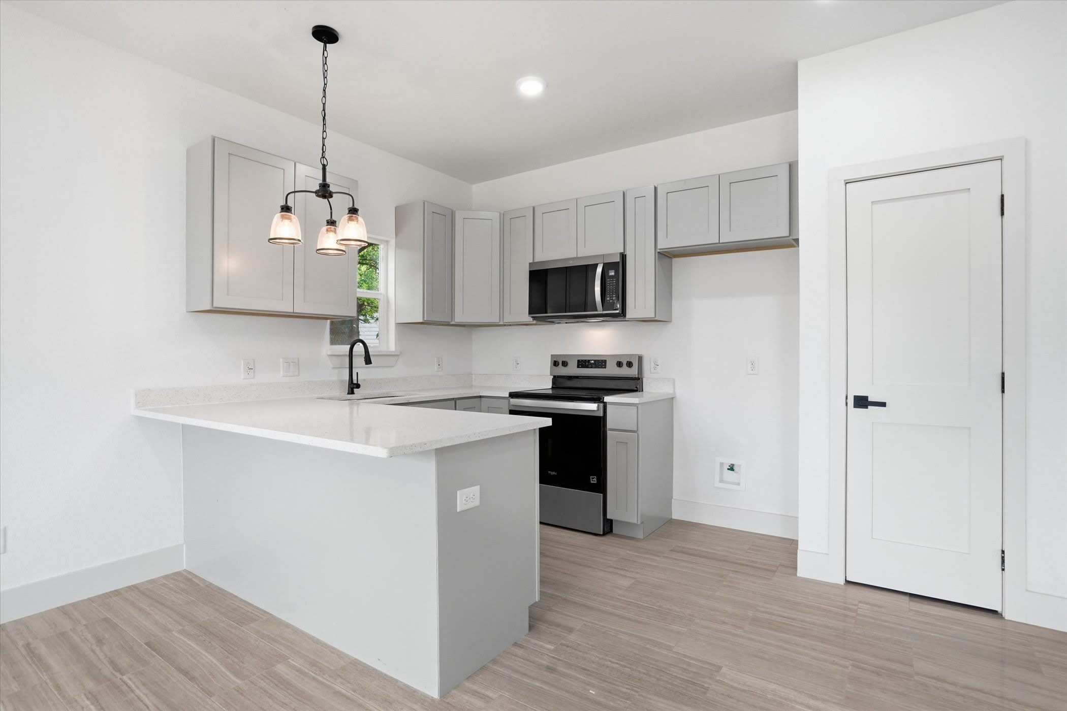 1613 SE Park Road – photo 5