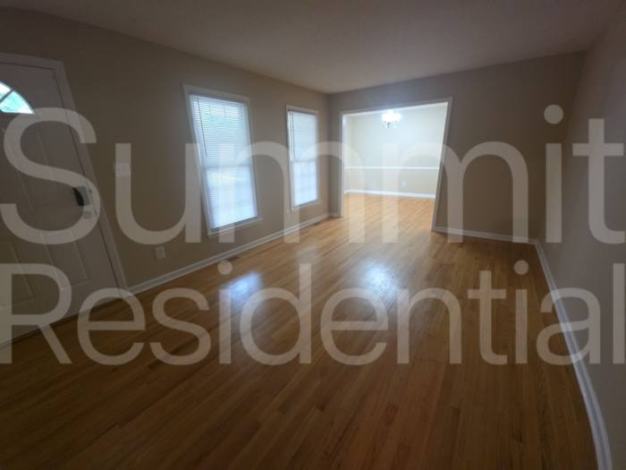 1908 Medfield Road – photo 3