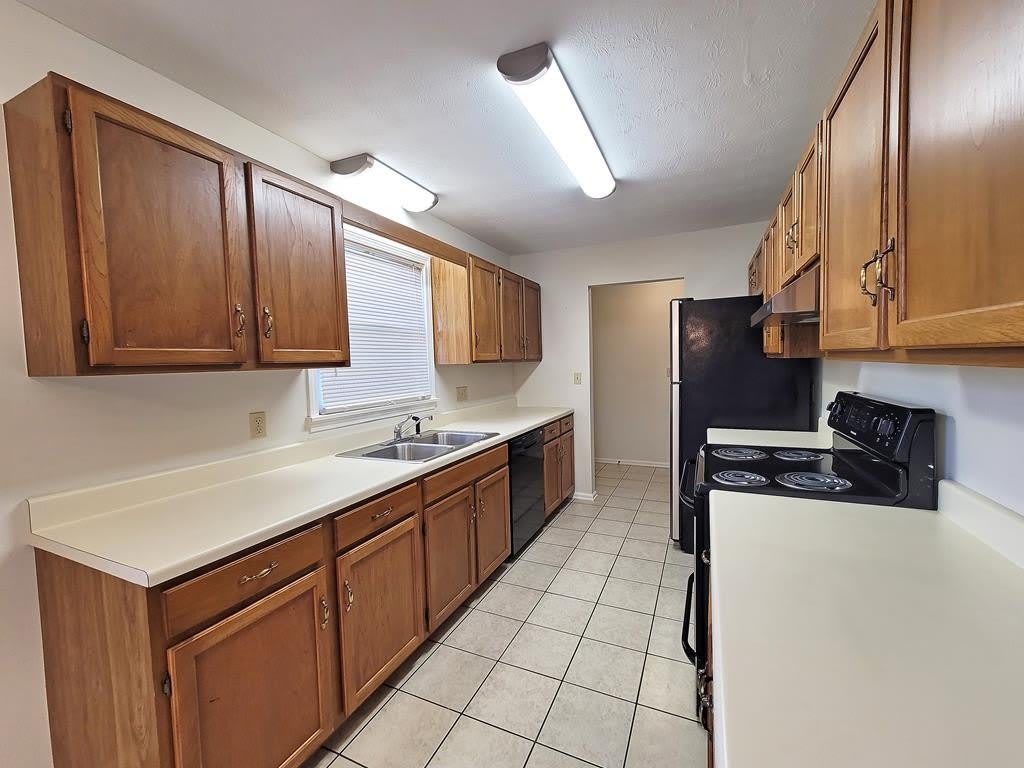 330 Jones Lane – photo 4