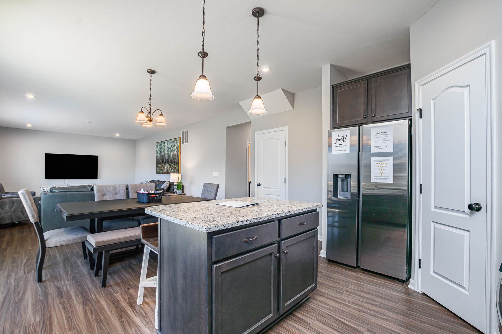 Brand new and fully furnished corporate executive home – photo 5