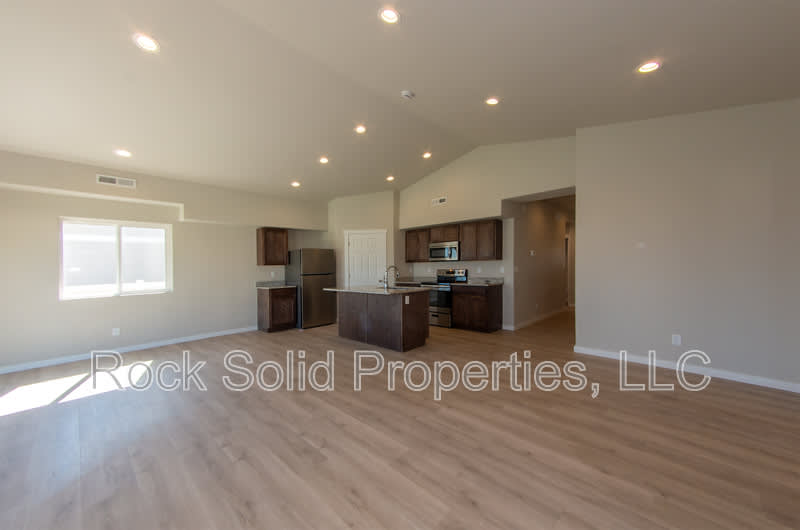 1308 Rabbit Brush Trail – photo 5