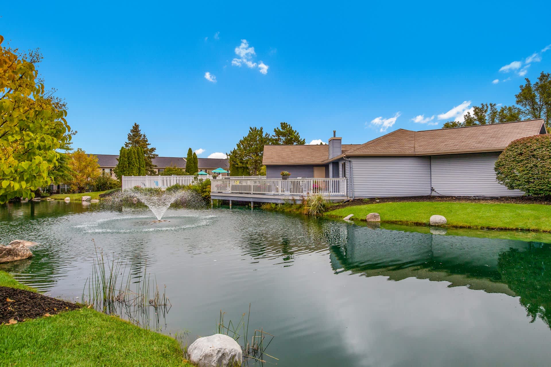 Waters Edge Apartments – photo 3