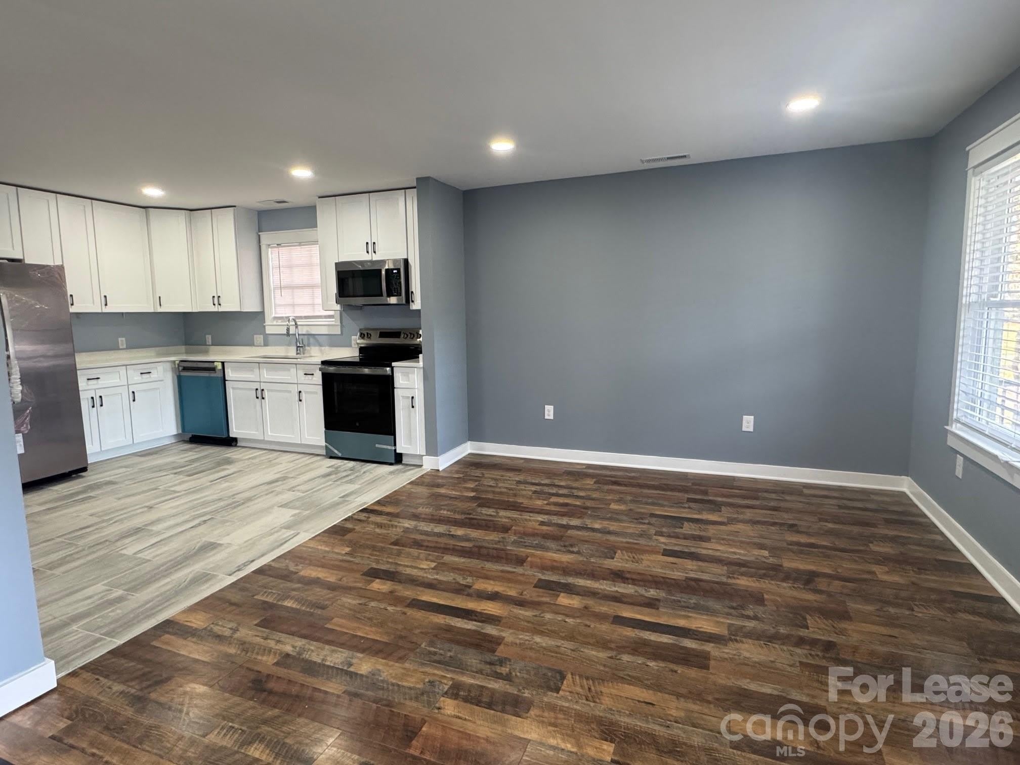 1008 Rockland Circle – photo 5