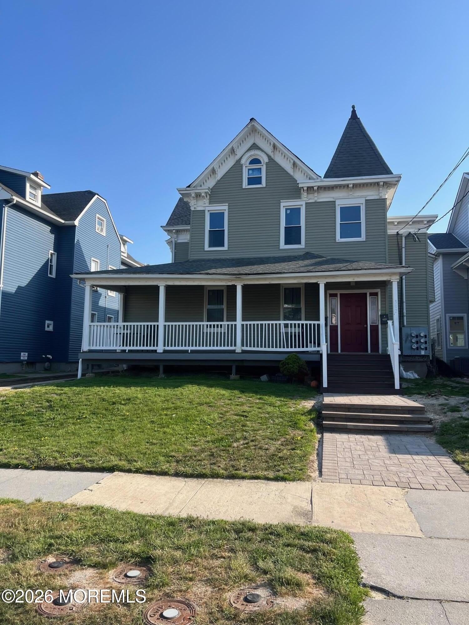 302 3rd Avenue – photo 2