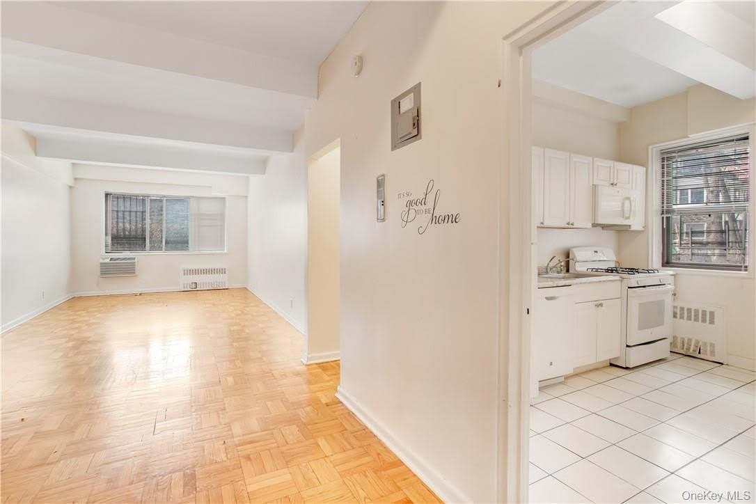411 Bronx River Road – photo 5