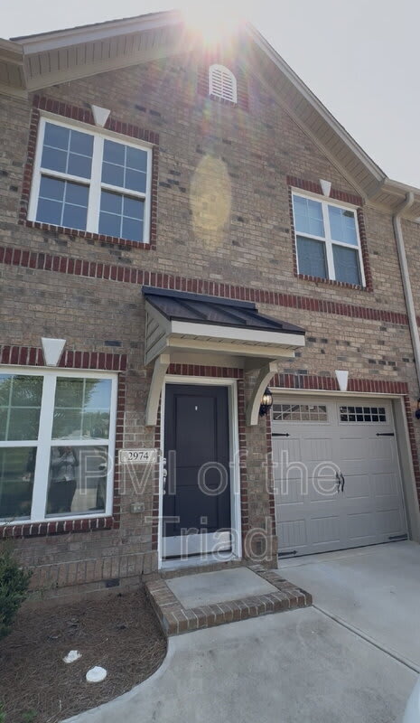 2974 York Place Dr – photo 1
