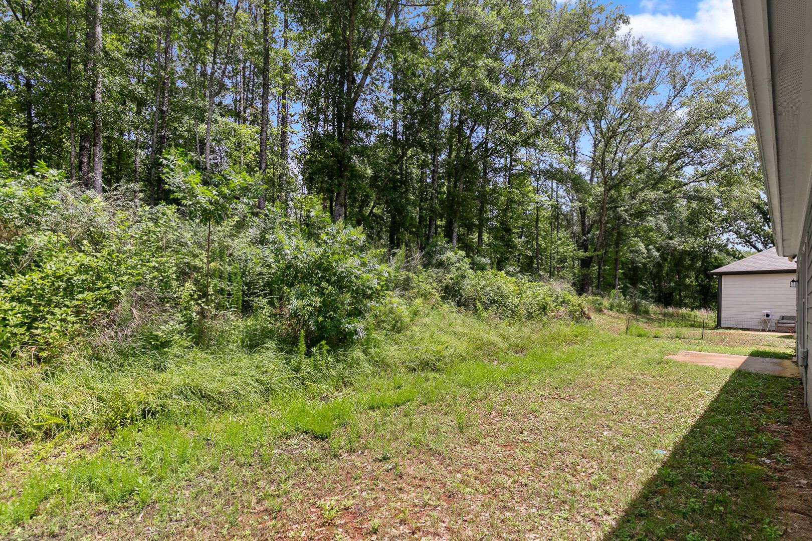 4/2 Home in Clanton – photo 3
