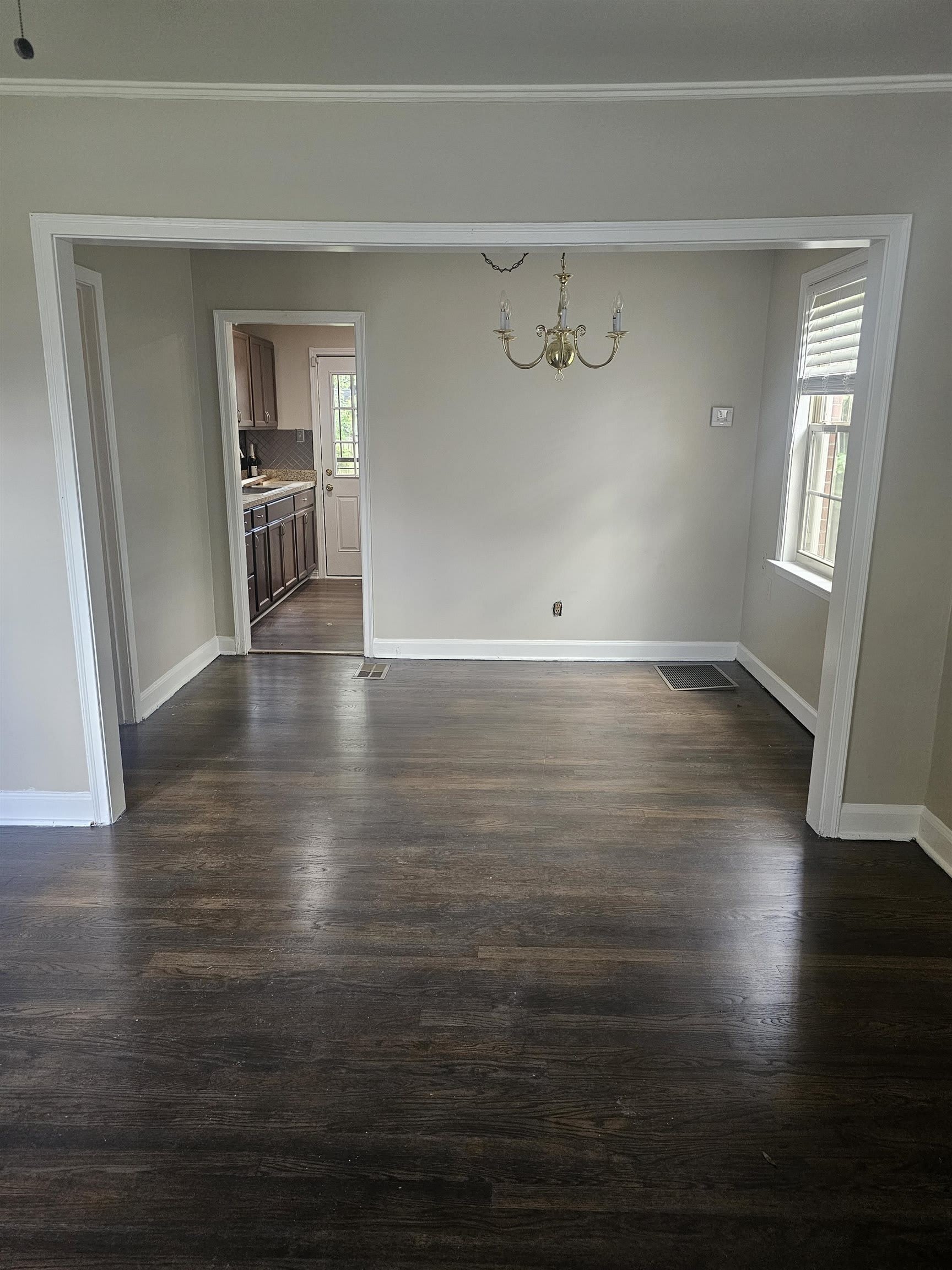 3477 KIMBALL Ave – photo 5