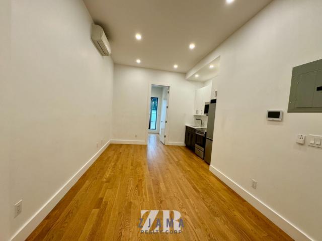 435 Dekalb Avenue – photo 3