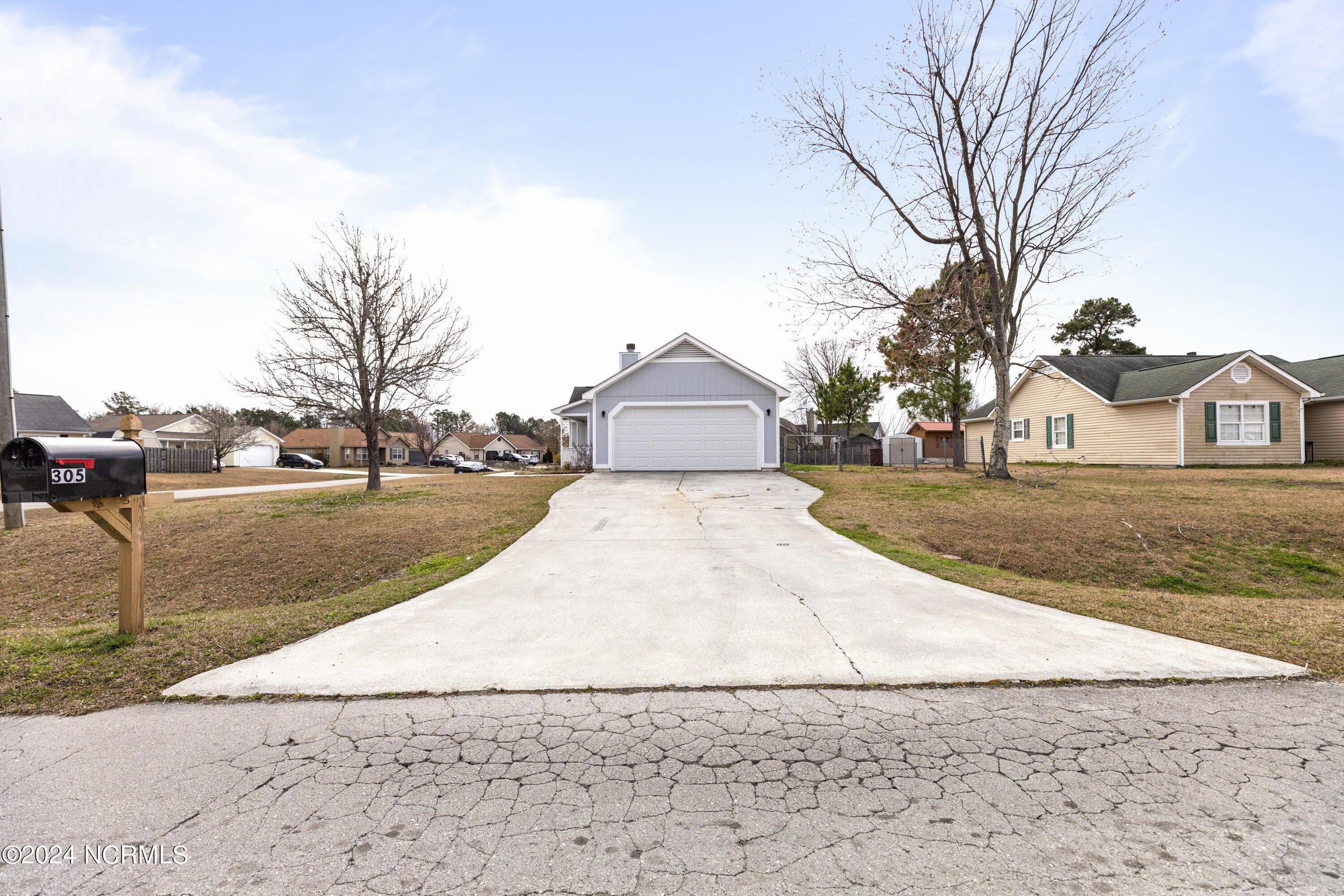 305 Foxridge Lane – photo 3