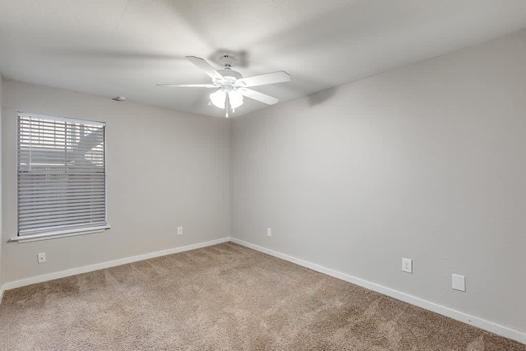 Mission James Place Apartments – photo 5