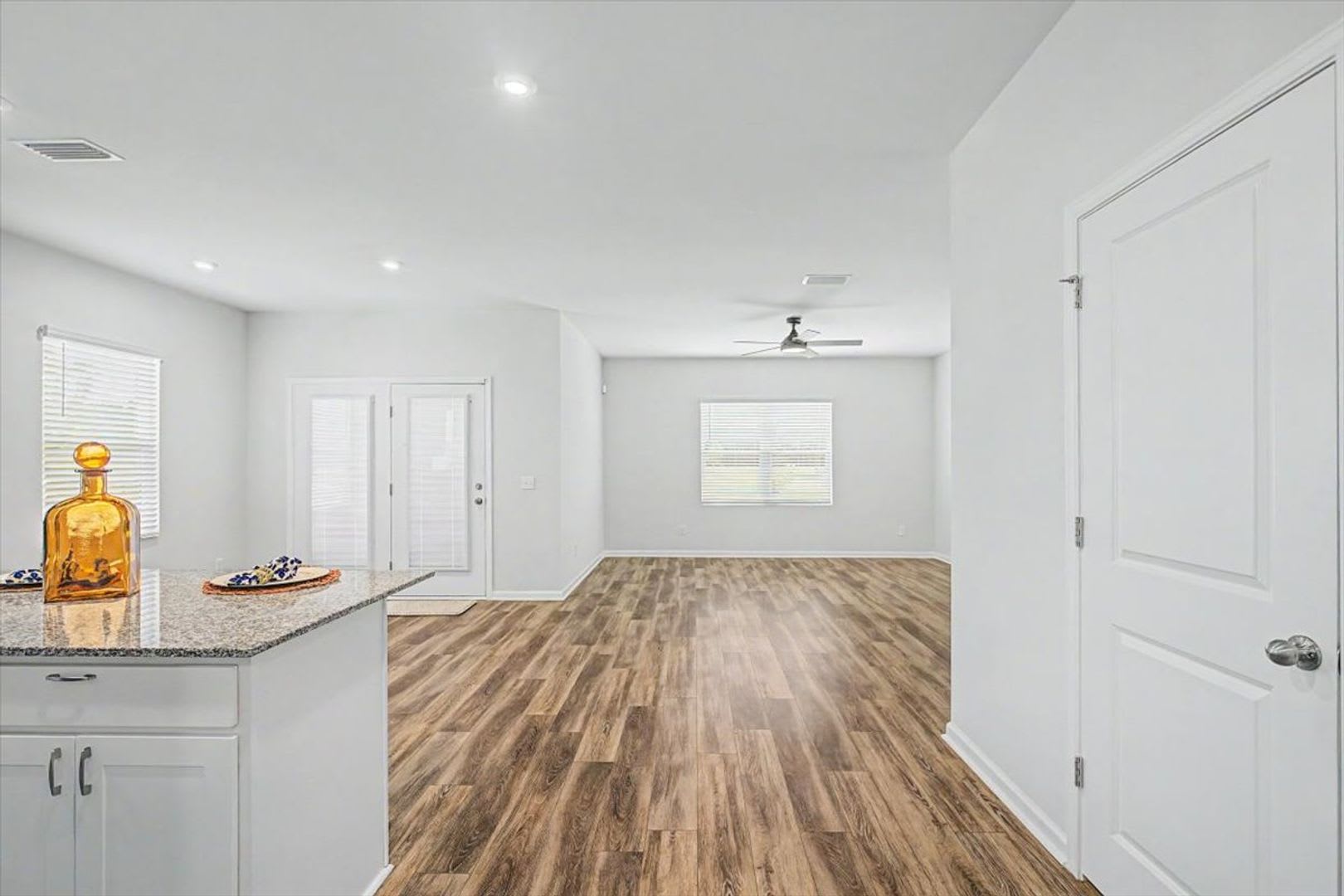 4 Bed 3 Bath In Heartwood – photo 5