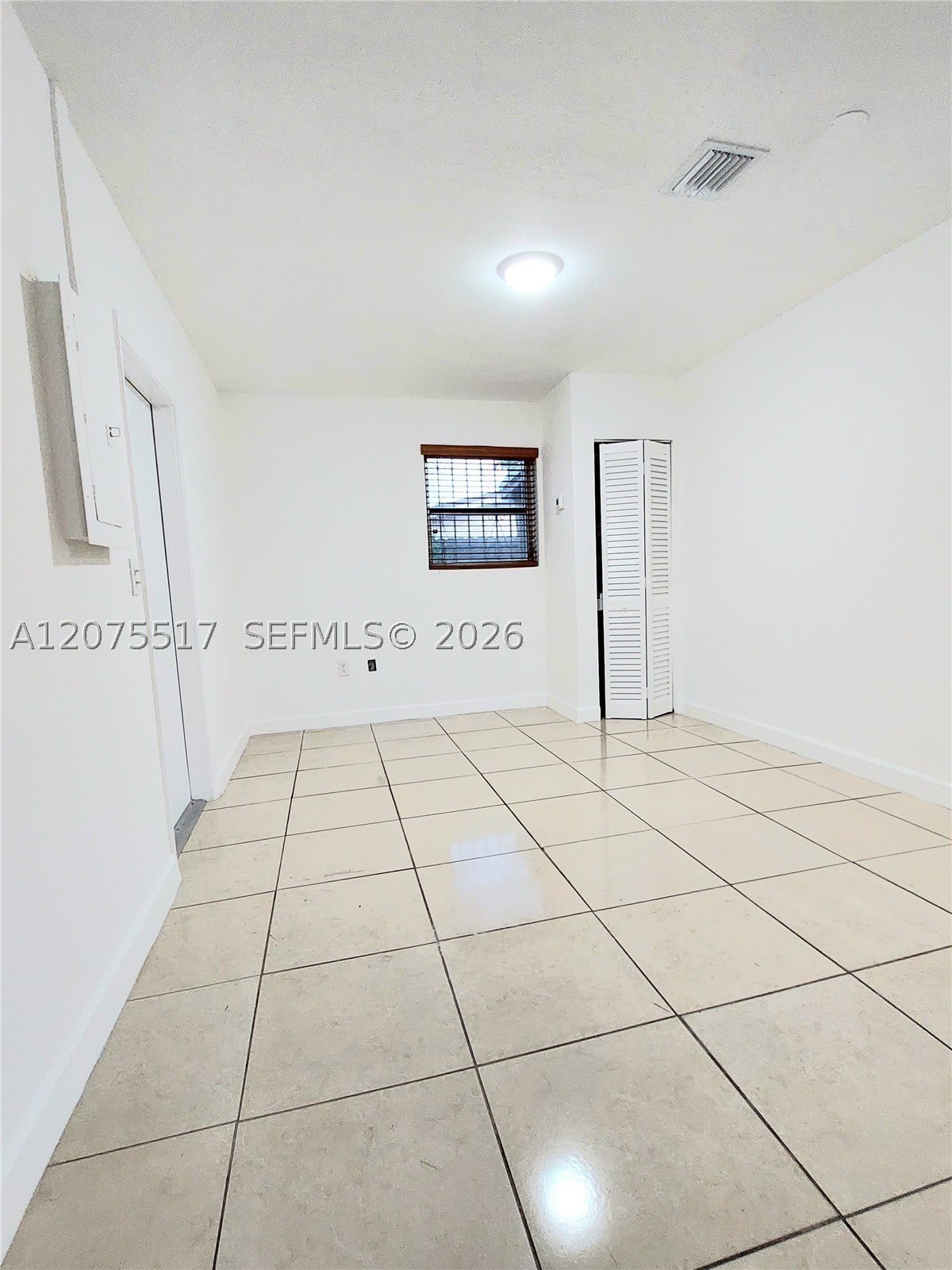 3941 E 9Th Ln – photo 5