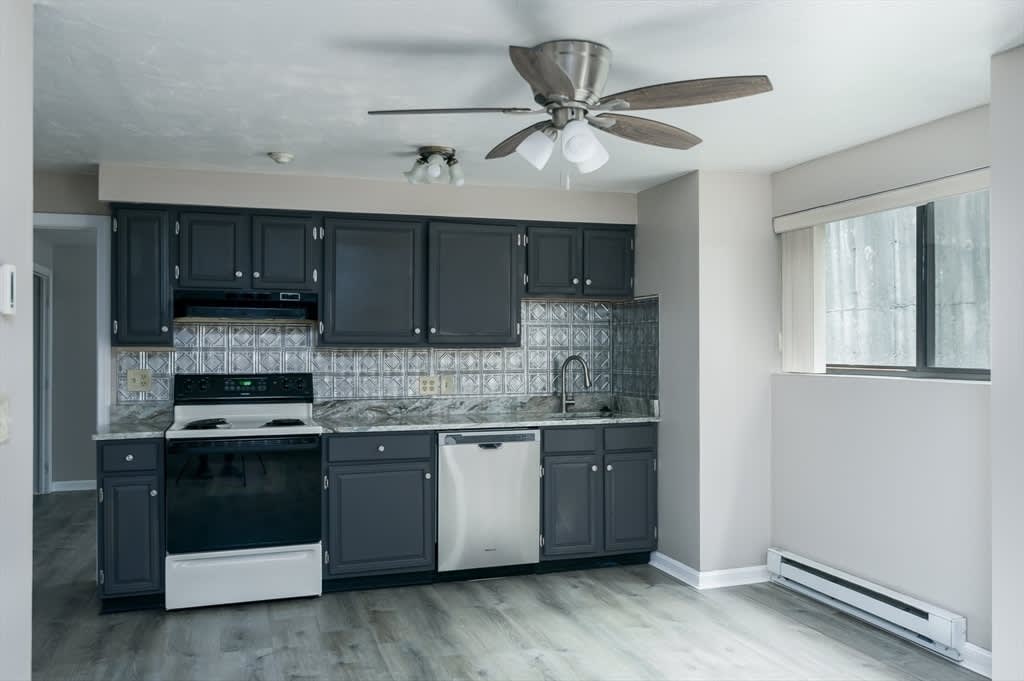 11 Hulbert Road – photo 3