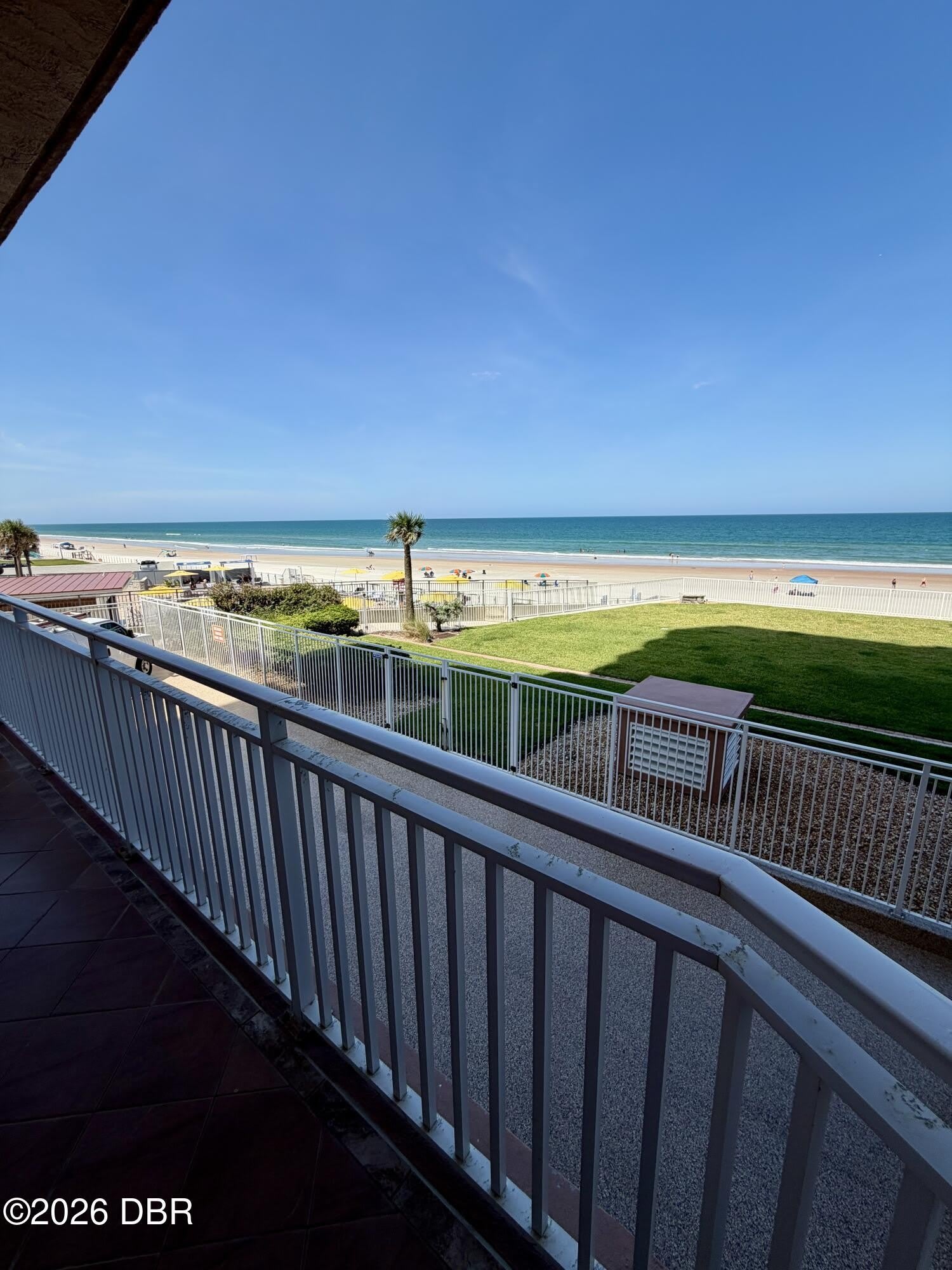 2515 S Atlantic Avenue – photo 4