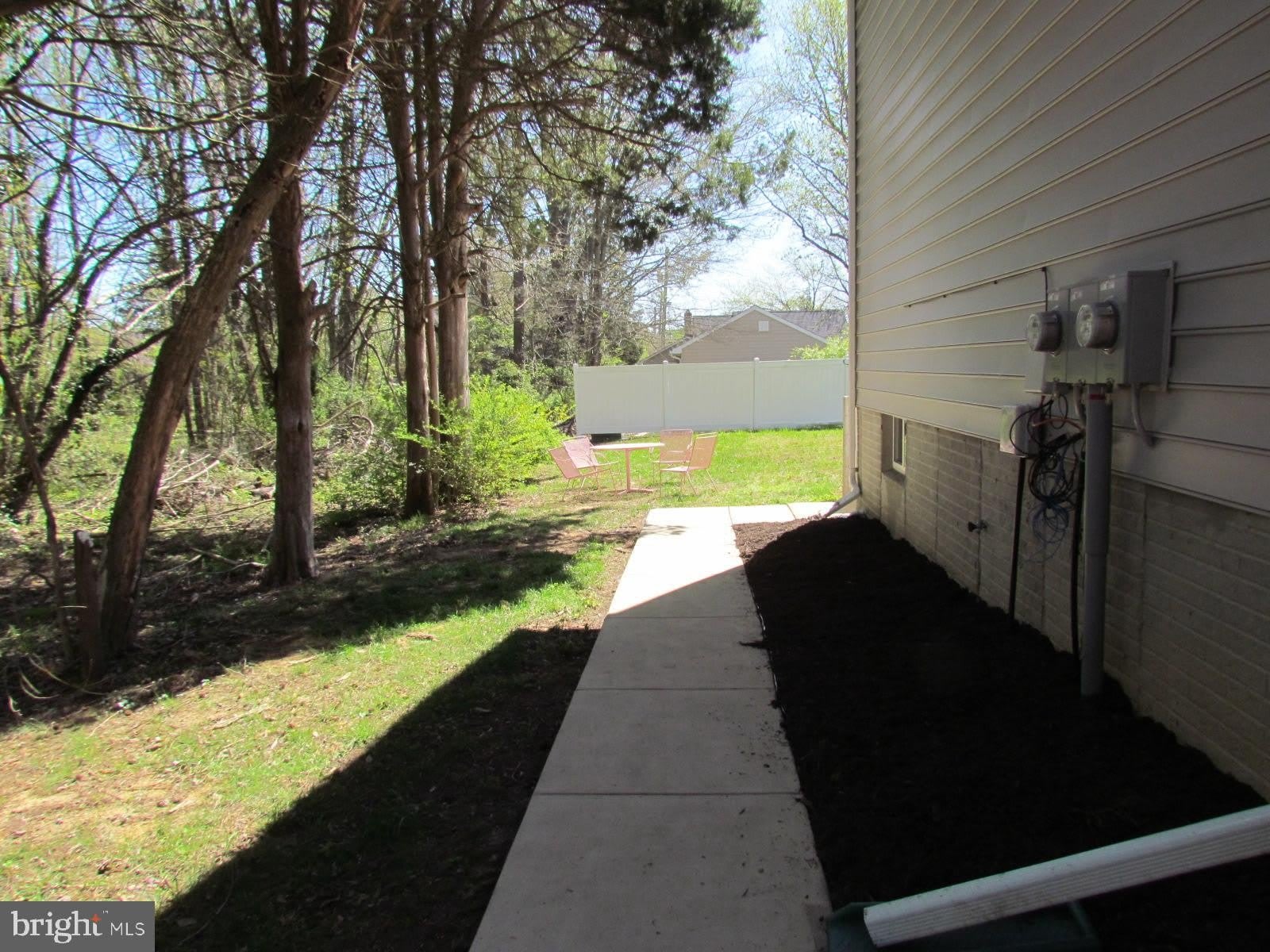 23220 SPALDING LN (BASEMENT APT) – photo 2