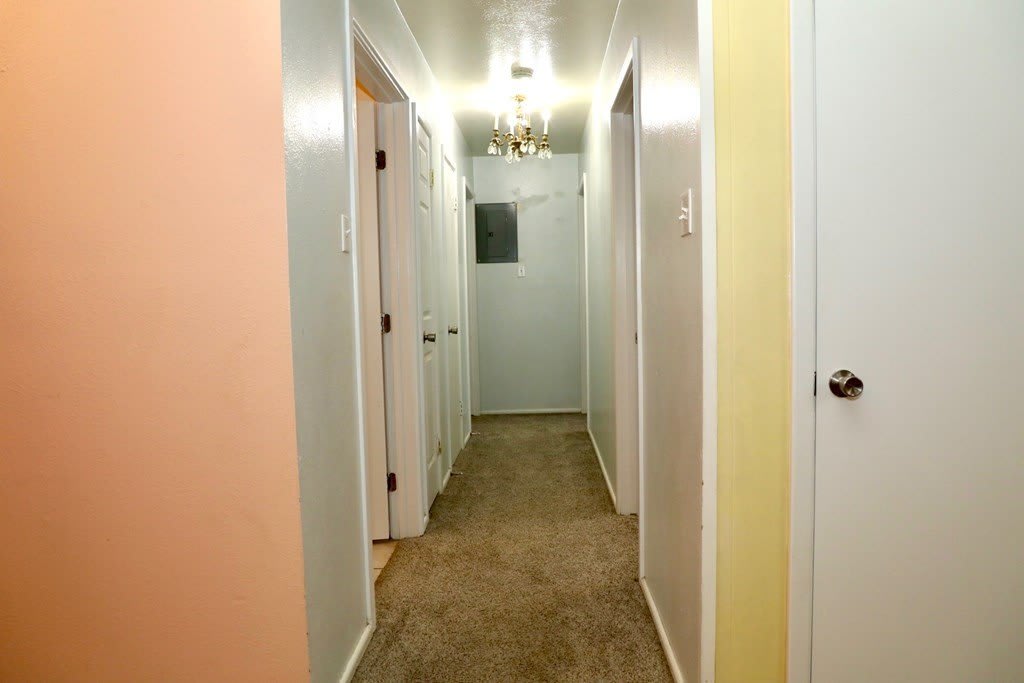 3420 Fairlane – photo 5