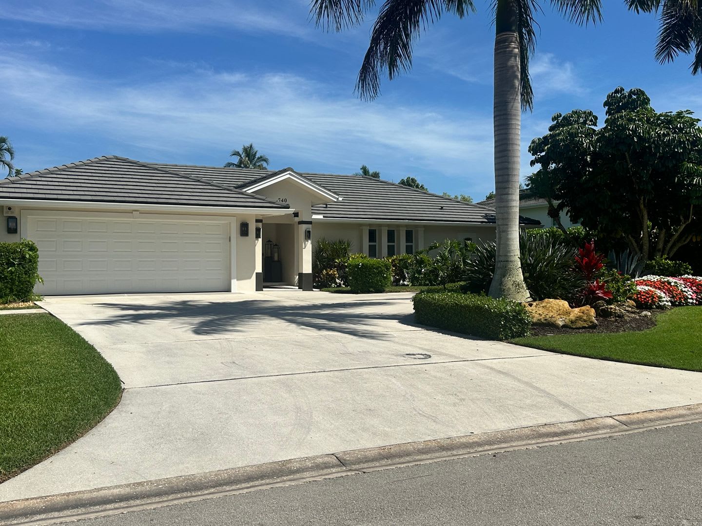 ***LUXURY PARK SHORE POOL HOME*** SEASONAL OR ANNUAL RENTAL***GREAT LOCATION*** – photo 3
