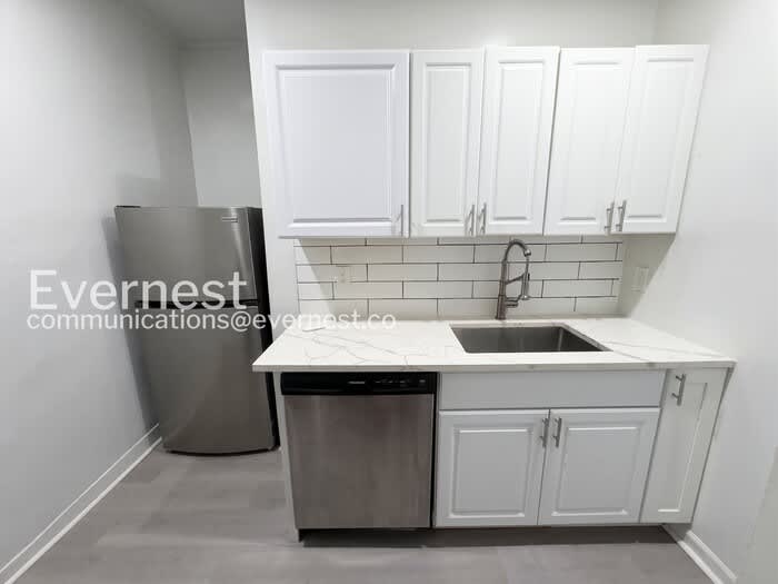 2440 Callow Avenue – photo 5