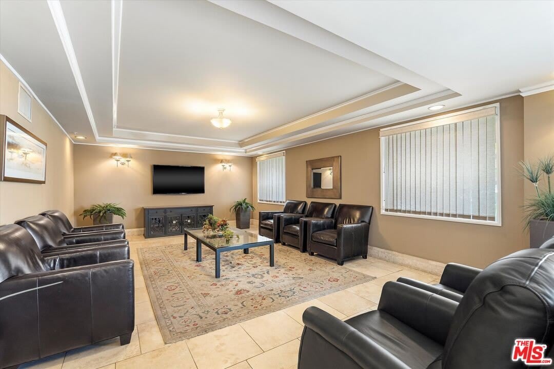 620 S Gramercy Pl – photo 5