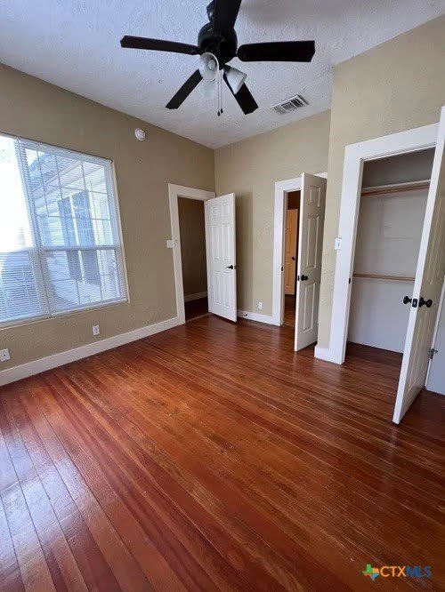 416 Moore Street – photo 4