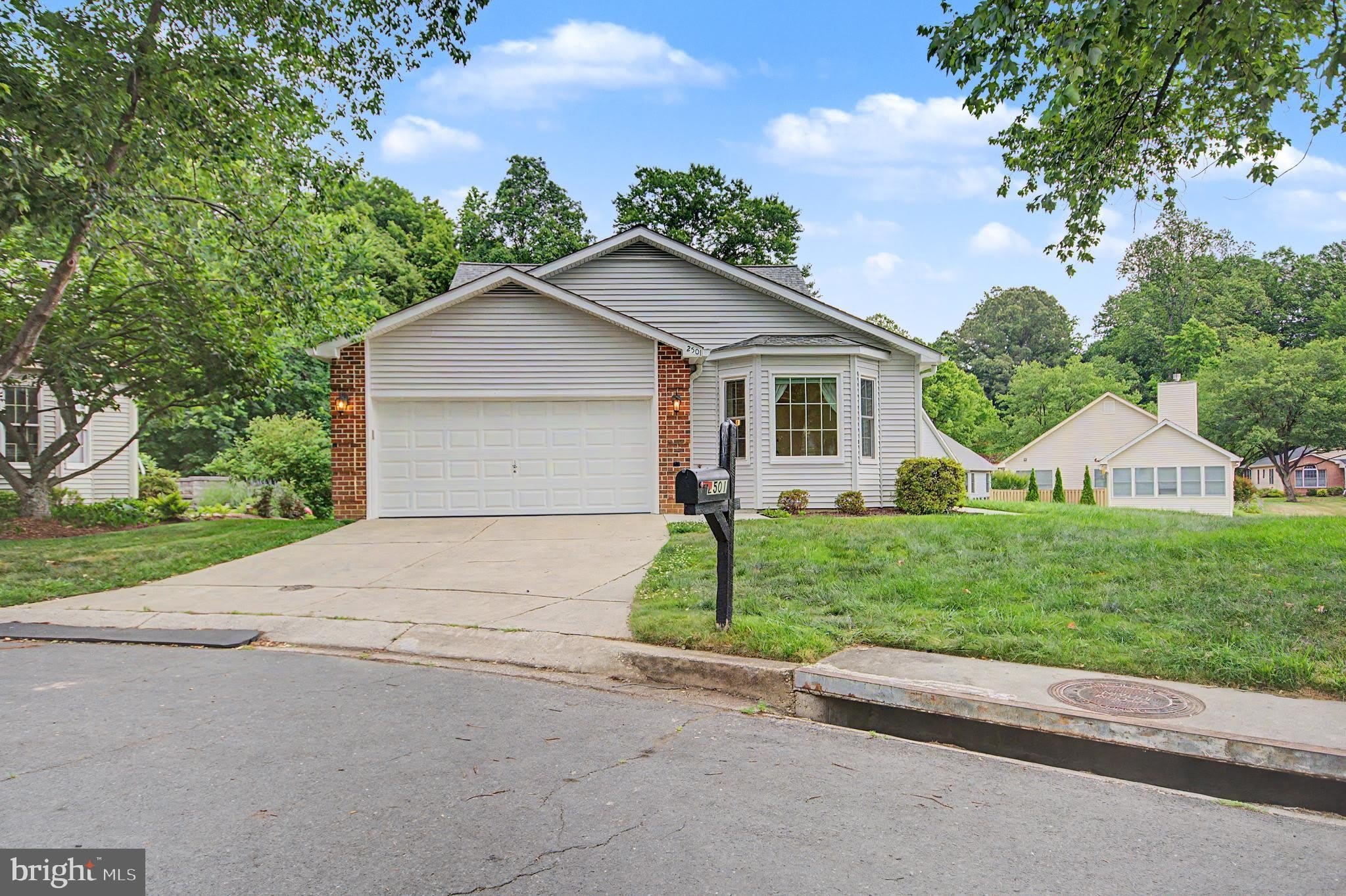 2501 EASTERN POINT Court – photo 1