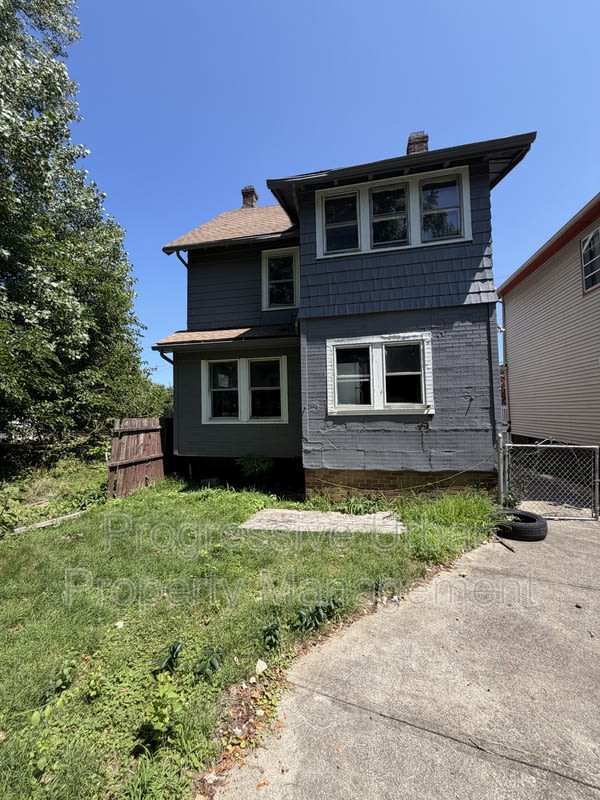 664 East 96th Street – photo 2