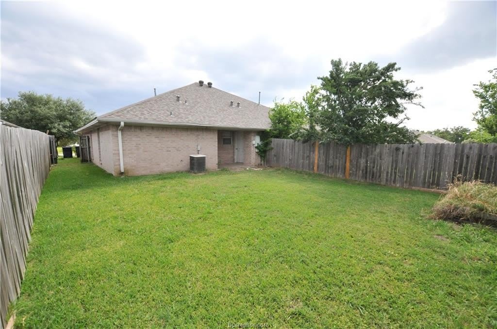 2323 Trace Meadows – photo 2