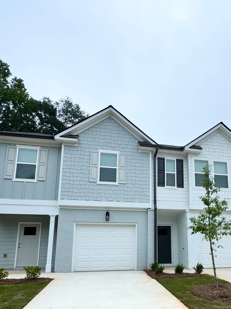 McCoy Street Townhomes! – photo 2