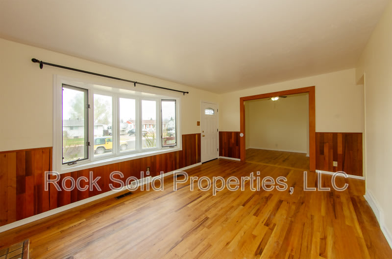 1031 Madison Avenue – photo 5