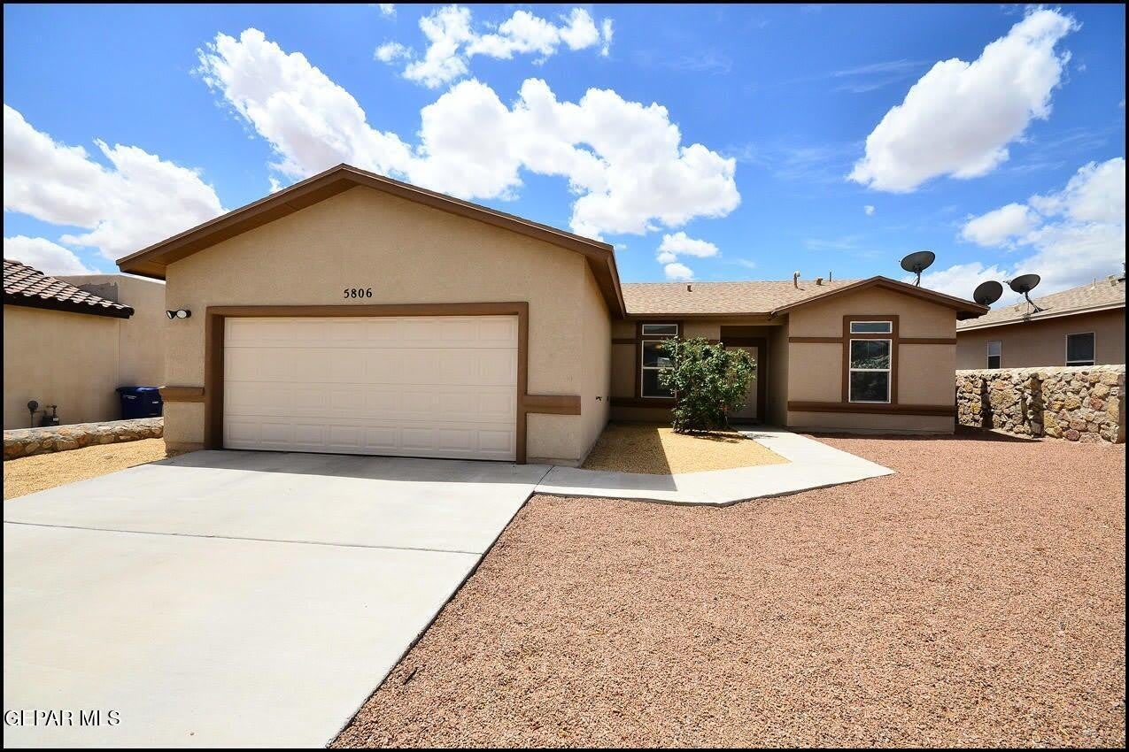 5806 REDSTONE MESA Court – photo 1