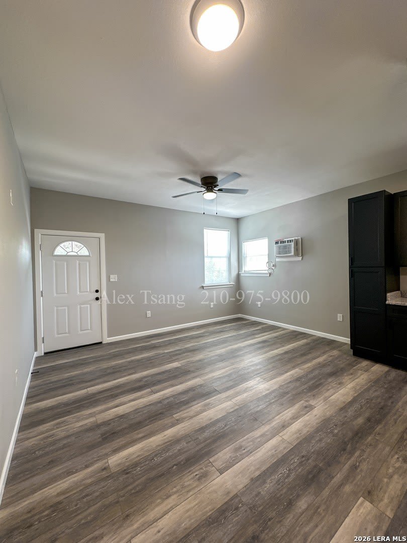 606 Brookview Dr – photo 5