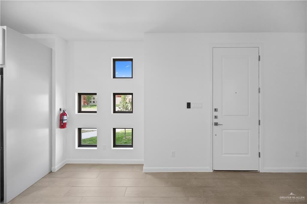 1220 Camellia Avenue – photo 4