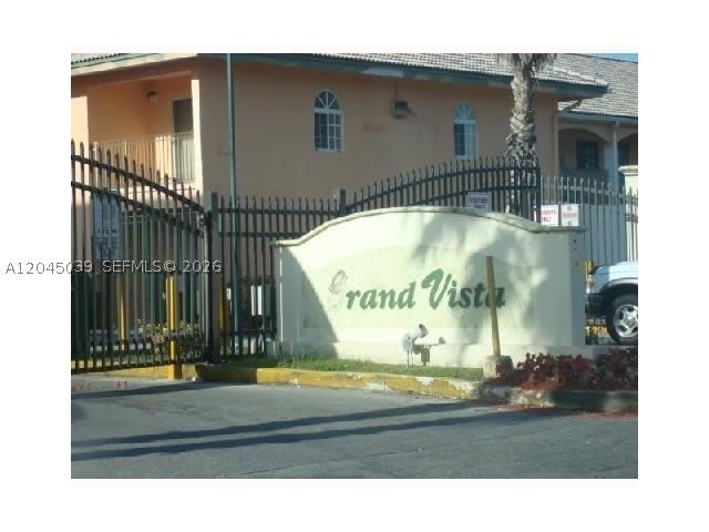 8851 NW 119th St – photo 1