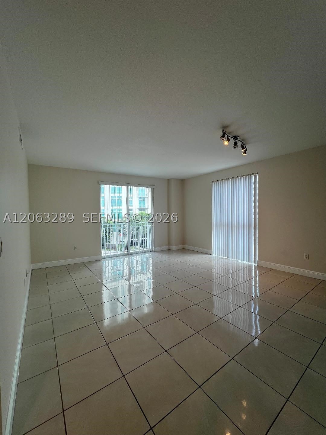 7275 SW 90th Way – photo 2