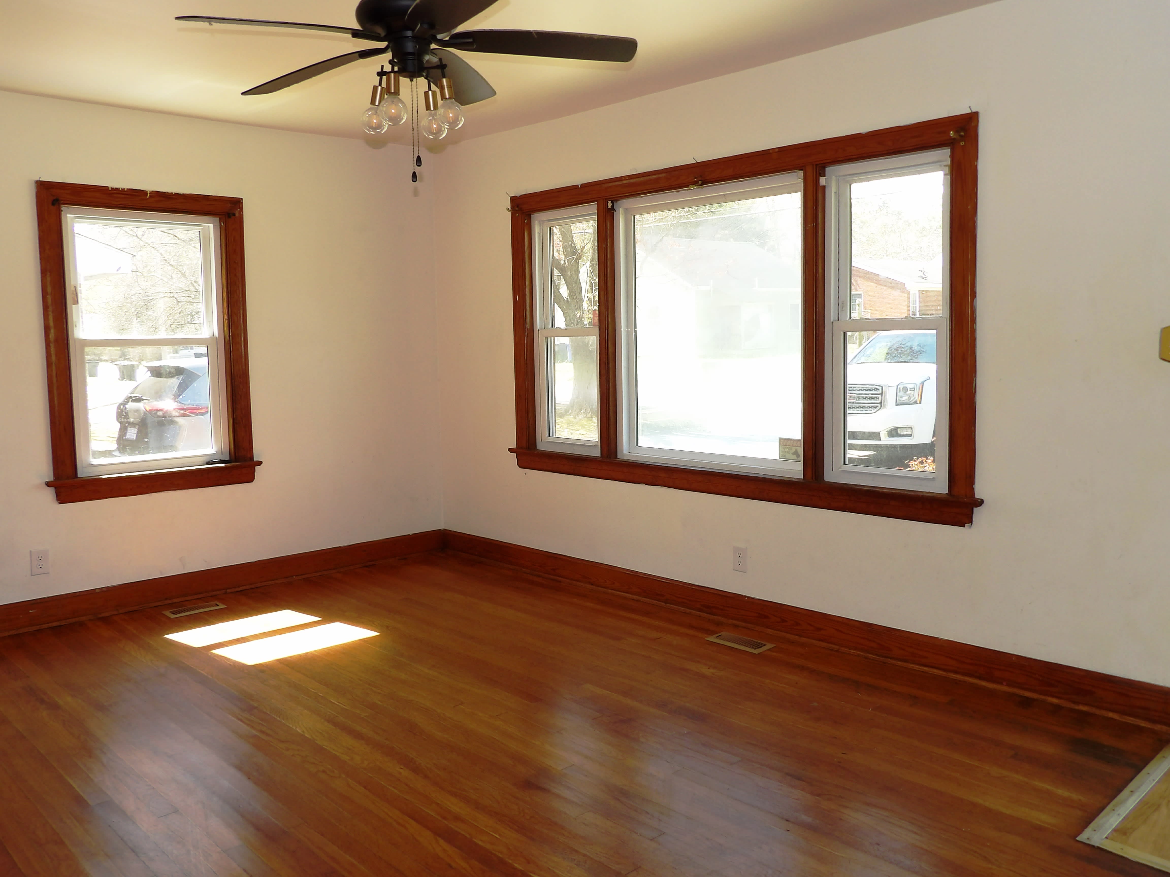 1113 Woodrow St S – photo 2