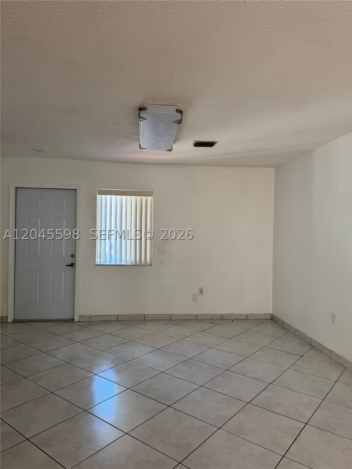 13907 SW 177th St – photo 3
