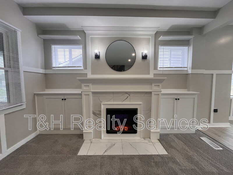 608 North Gray Street – photo 5