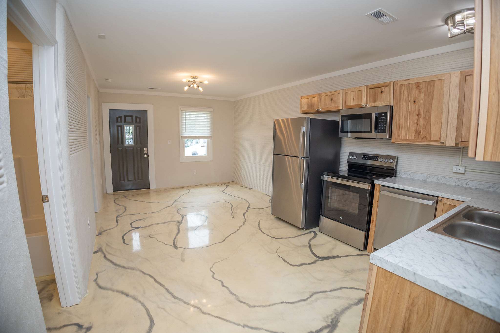 120 Jefferson Road A – photo 4