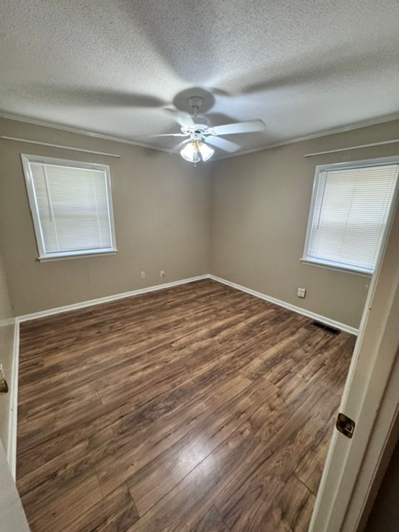15201 McCaleb – photo 3