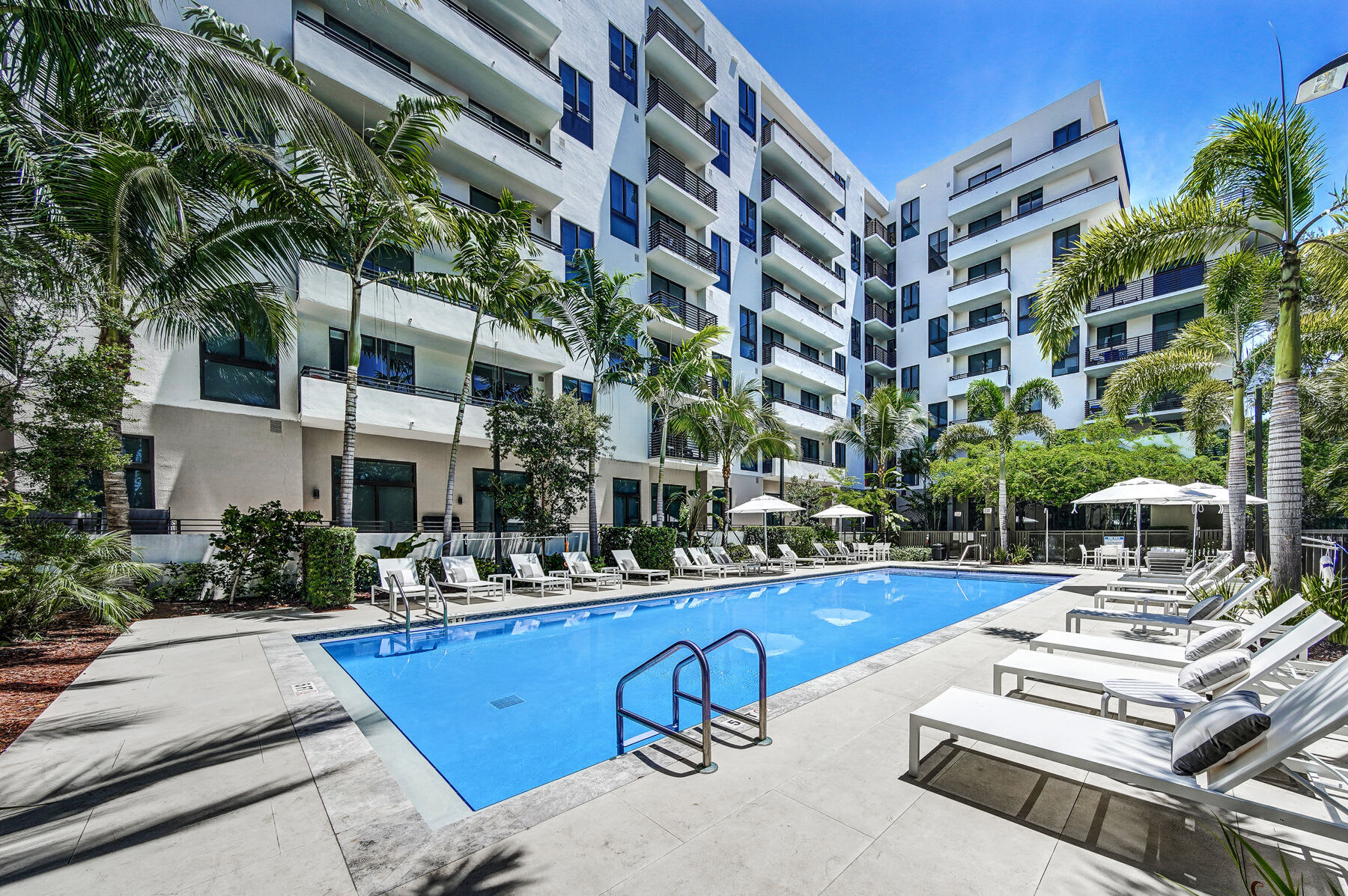 2820 Sw 13Th – photo 1